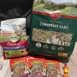 Guinea Pig Food, Treats And Bedding