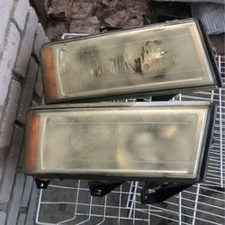 2005 Colorado Headlights 