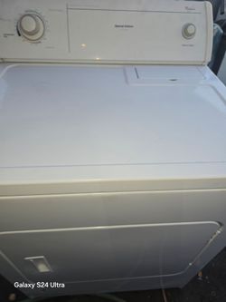 Whirlpool Gas Dryer Super Capacity And Heavy Duty Works Exelent