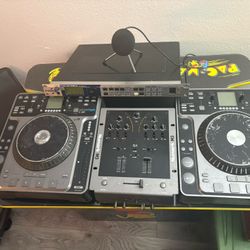 Dj Gear To Turntables Mixer, Mike And Sampler Commercial Gear