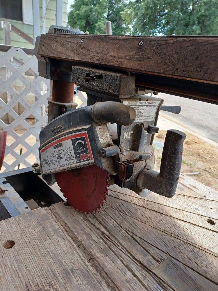 Radial Arm Saw