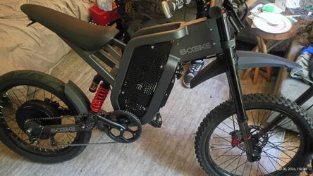 EXK X21 8000W X21 Max Electric Dirt Bike for Adults, 60MPH Electric Motorcycle
60V 30AH  NEW LIKE WITHOUT BATTERY