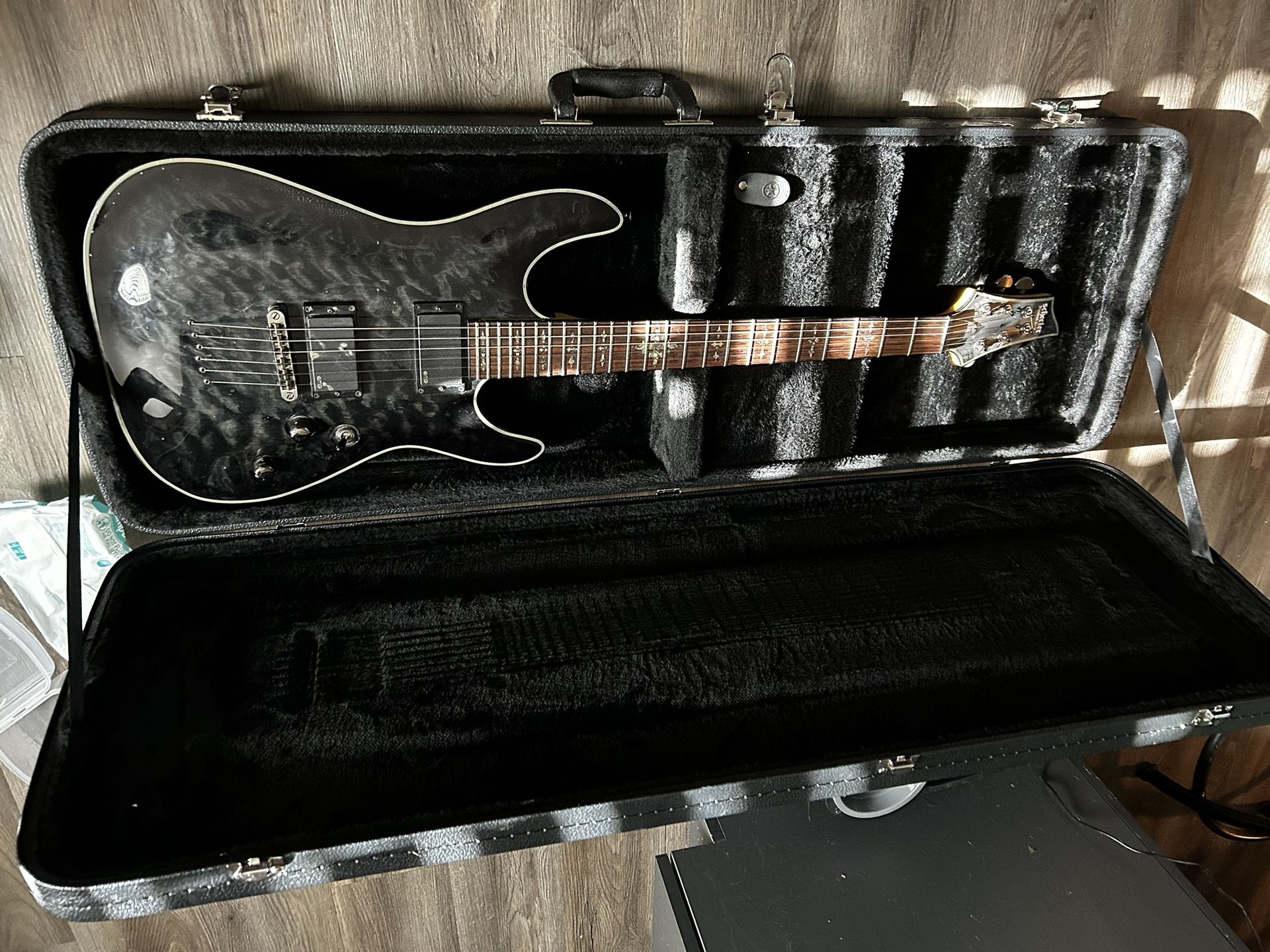 Schecter Diamond Series