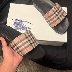 burberry slides 