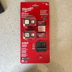 Milwaukee 2-pack Spot/Flood Geadlanp