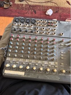 Mackie 1202VLZ4 12-Channel Mixer