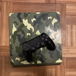 PS4  Slim Camo