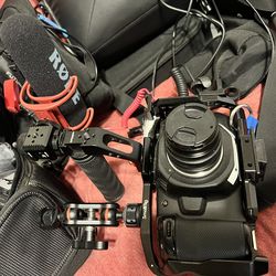 BMPCC 4k with lens trio, cage and accessories