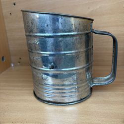 Flower sugar swifter