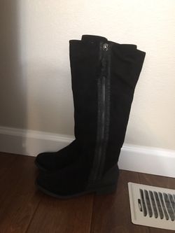 Boots for girl size 1