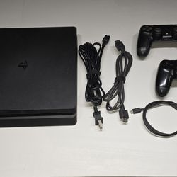 Sony PlayStation 4 Slim 500GB Gaming Bundle   (2 Controllers / 5 Games) 