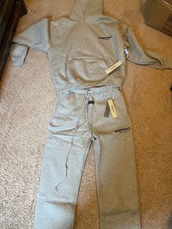 Fear of God Dark Oak essential set
