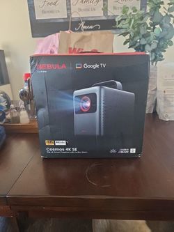 Nebula Cosmos 4K SE Smart Projector