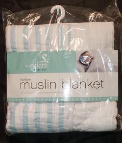 Aden & Anais Four Layer Muslin Blanket