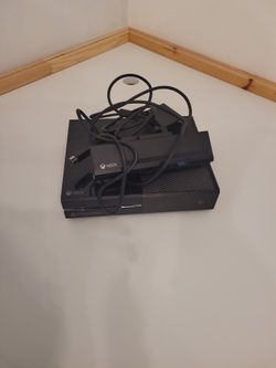 Original Xbox One With Kinect