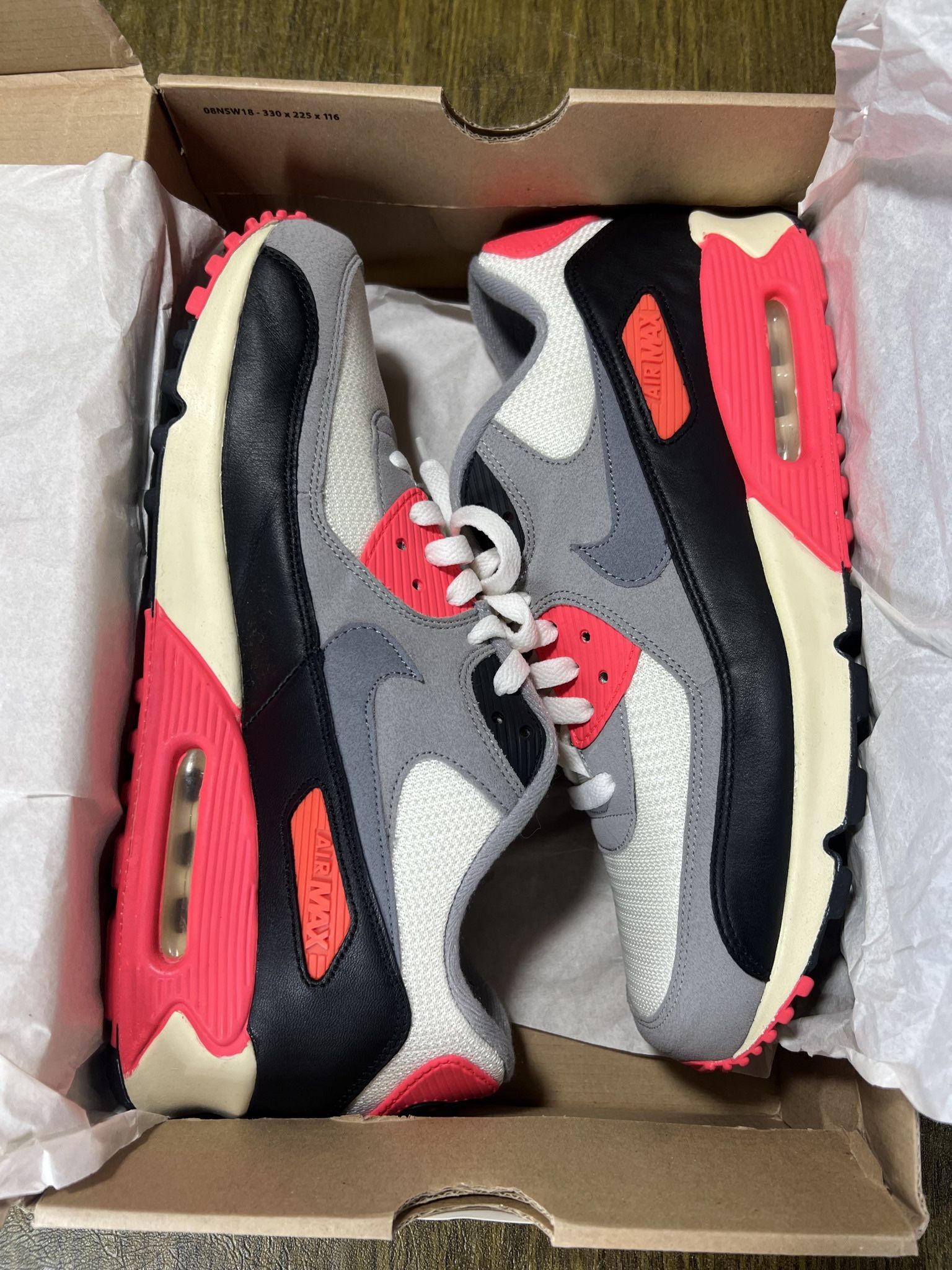 NIKE / Air Max 90 OG Infrared VINTAGE 2013 Shoes Kicks / COLLECTORS CLASSIC / Men’s 11.5 / Like New w/ Box!! Worn 1x / White, Grey’s & Infrared
