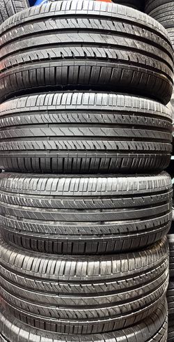 215/55R17 Starfire Solarus A/S - Set of 4 Like-New Tires
