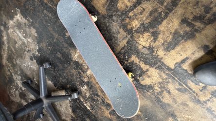 Skateboard
