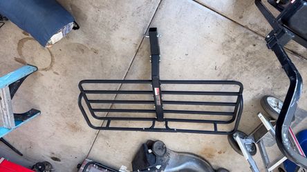 Cargo carrier