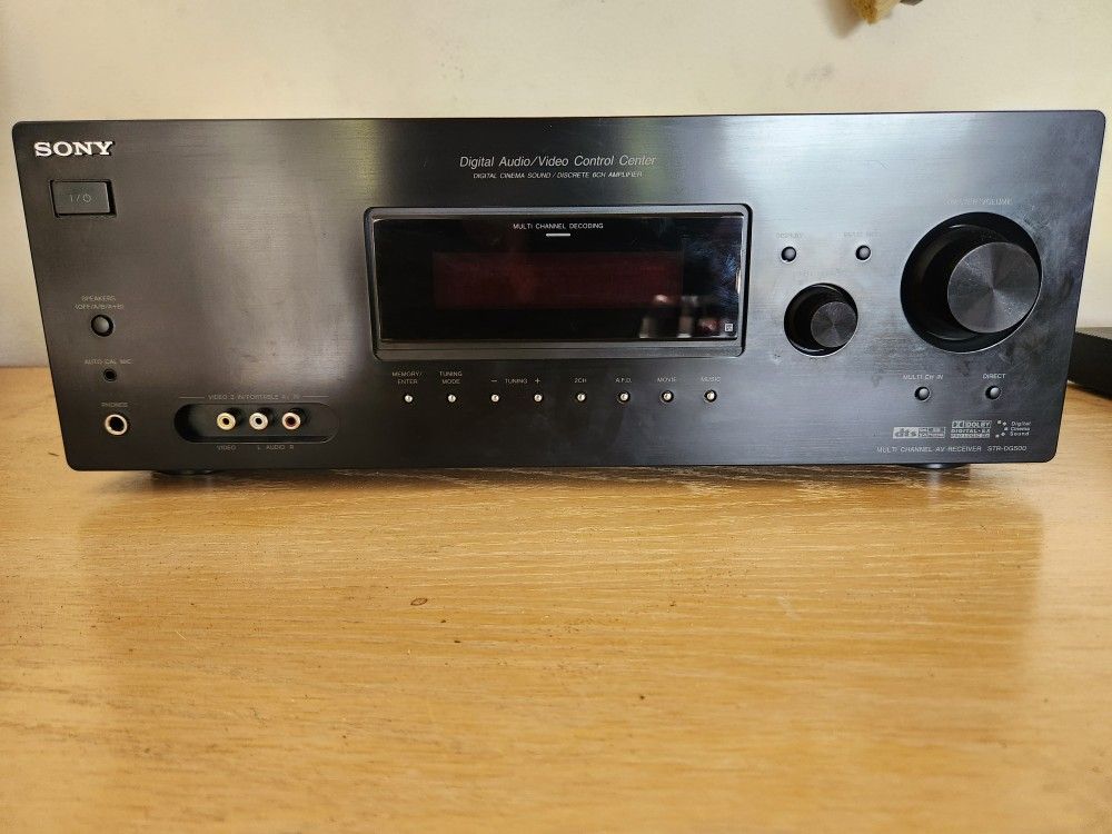 Sony Digital Cinema Receiver. 200 Watts