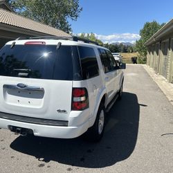 2010 Ford Explorer