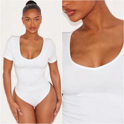 NWT • T Shirt Bodysuit White Size M