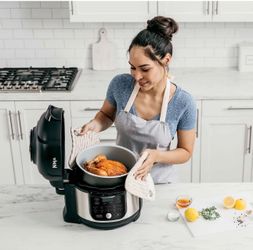 Ninja OS301/FD305CO Foodi 10-in-1 Pressure Cooker and Air Fryer with Nesting Broil Rack, 6.5-Quart Capacity, and a Stainless Finish