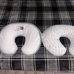 Baby Feeding Boopy Pillows Like New 