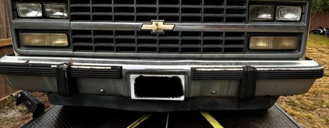 Front bumper / 89 Chevy suburban