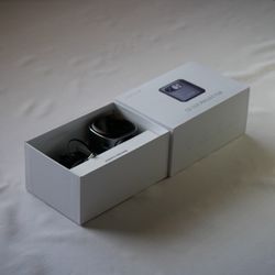 Wimius Q2 1080 Mini Portable Projector With Android TV And Rechargable Battery.