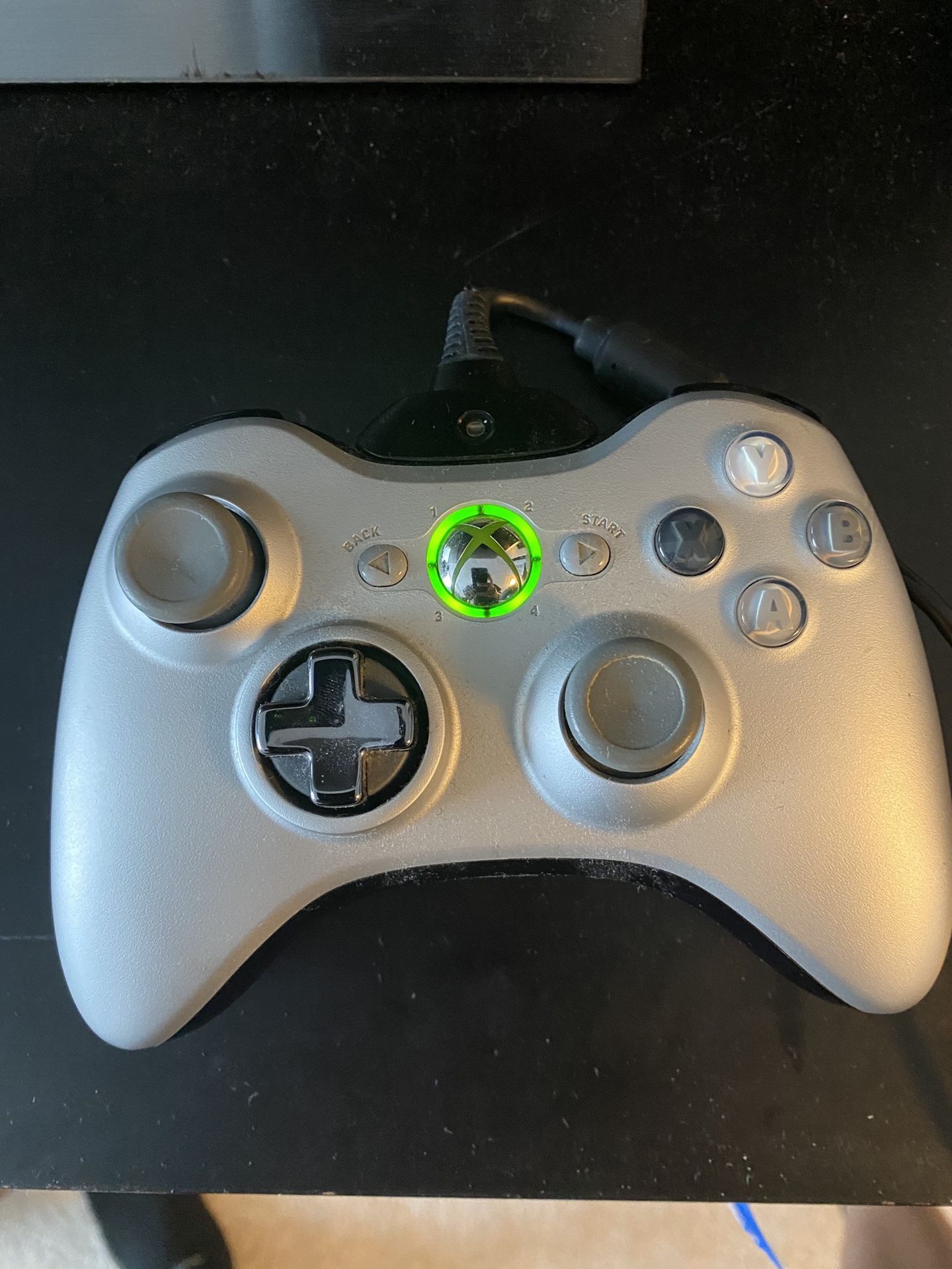 Xbox 360 wireless controller silver