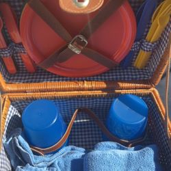 Picnic Basket 