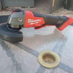 Milwaukee M18 FUEL 18V Lithium-Ion Brushless Cordless 4-1/2 in./5 in. Grinder w/Paddle Switch (Tool-Only