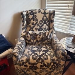 Accent Chair 
