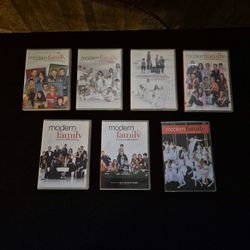 MODERN FAMILY 7 SEASON DVD COLLECTION 