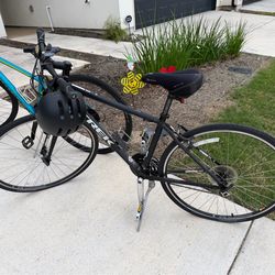 Bike: Black Trek FX2