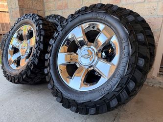 Chevy Ltz Oem 20s Wheels On Gladiator 35s Tires.