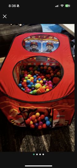 Firetruck Pop Up Tent With 400+ Balls