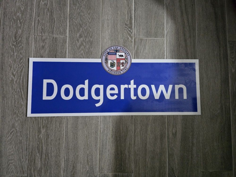 Los Angeles Dodgers DODGERTOWN Aluminum Reflective Street Sign