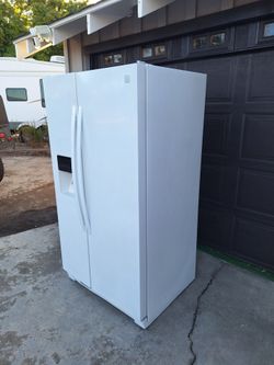 Kenmore Refrigerator