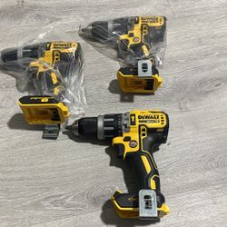 New DEWALT XR Hammer Drill 20-volt max Variable Speed