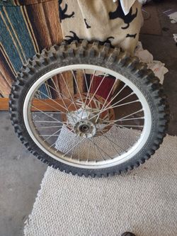 80/100-2@ Motorcycle Rim And Tire