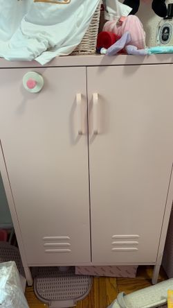 free dresser/shoe storage and book shelf