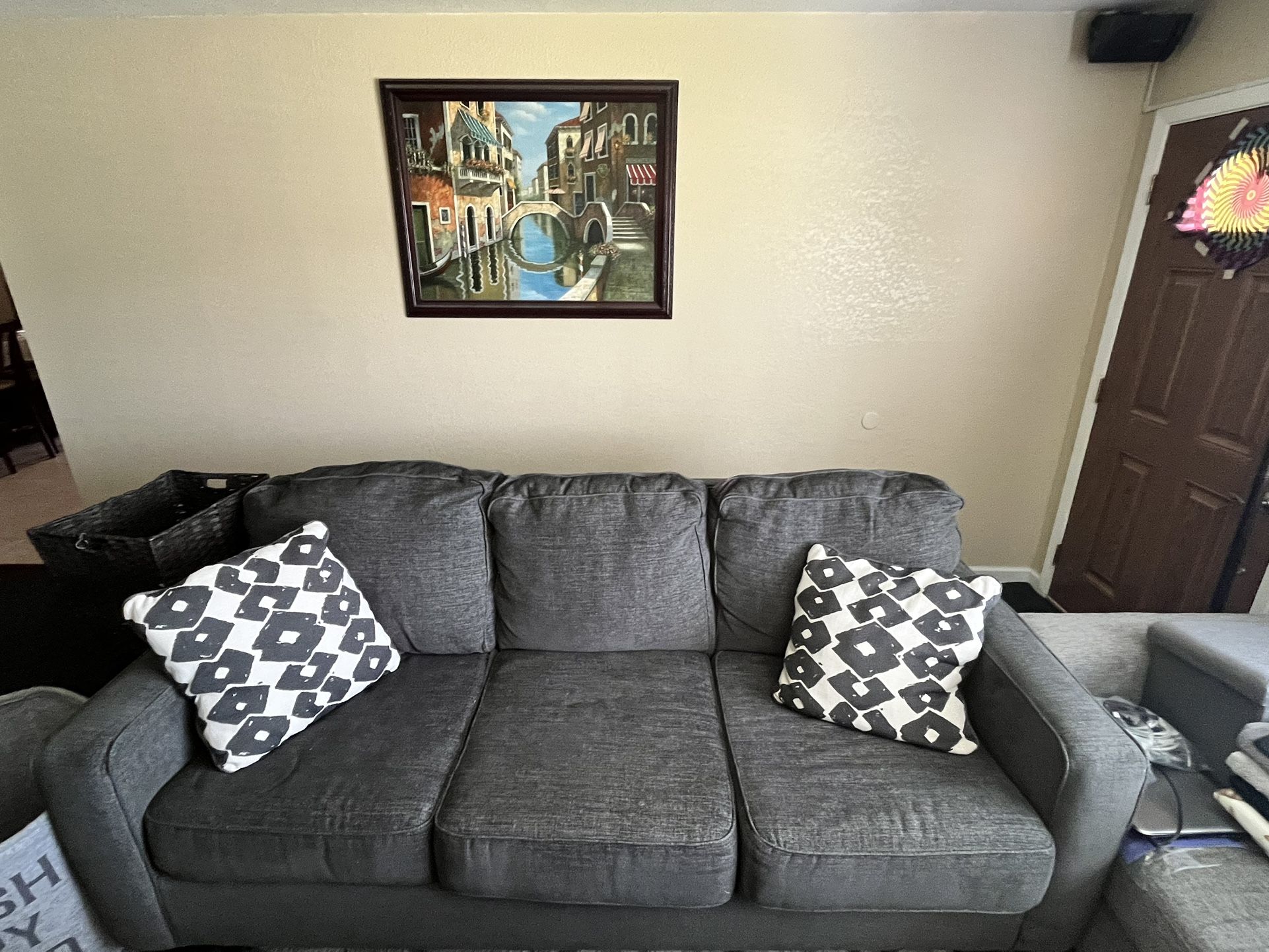 Pull Out Couch