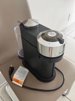 Nespresso by De’Longhi Coffee & Espresso Machine
