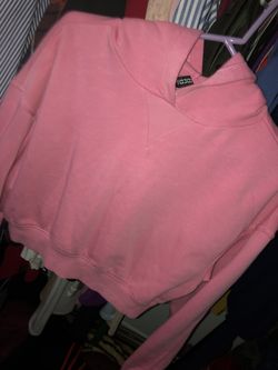 H&M pink cropped hoodie