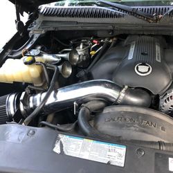 Chevy Silverado gmc Yukon cold air intake Kit 99-06 (brand new )