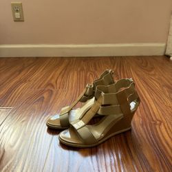 FENDI BEIGE PATENT LEATHER & ELASTIC FABRIC CARIOCA WEDGE ESPADRILLE SANDALS US6