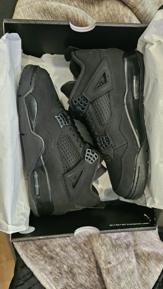 Nike Air Jordan 4 Black Cat Size 9 *Brand New*