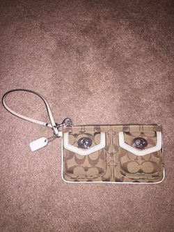 Small Authentic Coach Wallet/Purse .